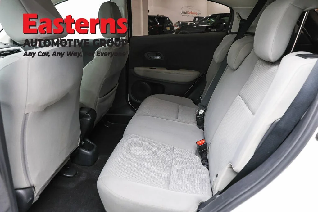 Used 2022 White Honda LX image 18