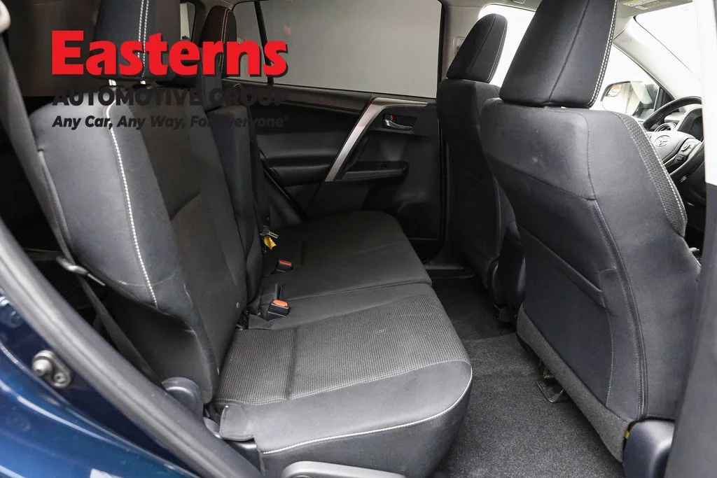 Used 2017 Blue Toyota XLE image 25