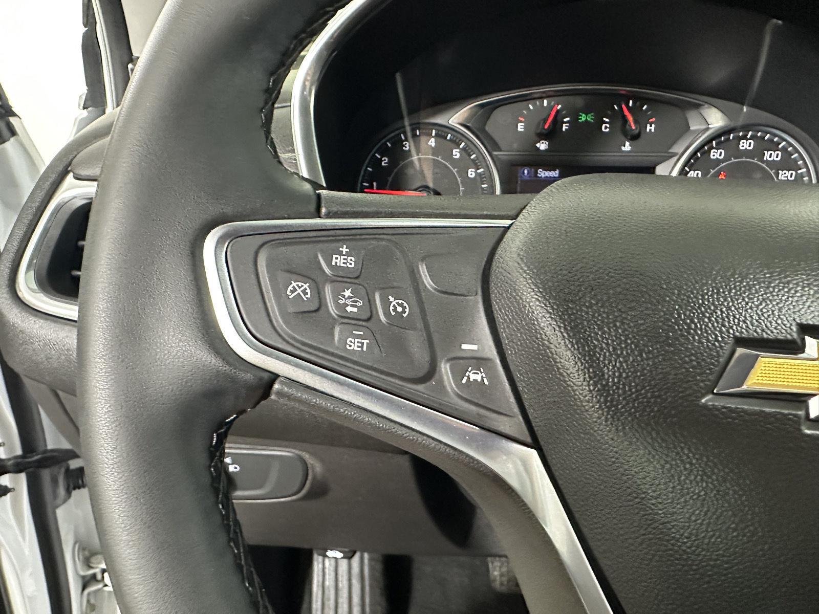 Used 2024 Summit White Chevrolet LT image 35