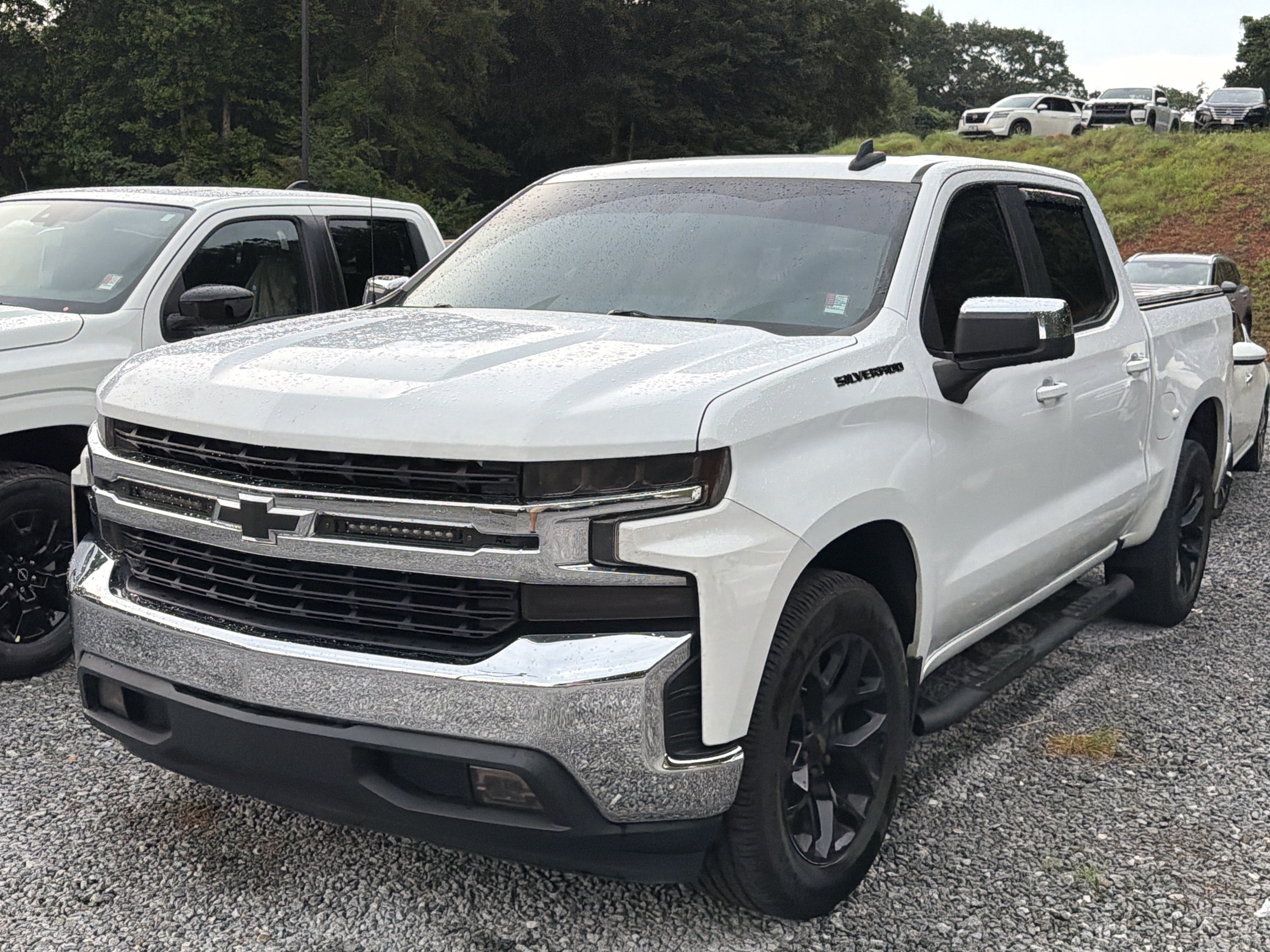 Used 2020 Summit White Chevrolet LT image 3