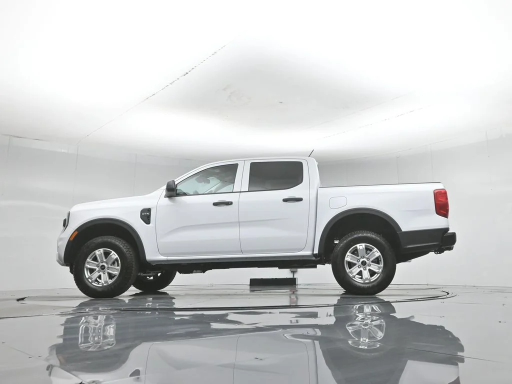 New 2026 Oxford White Ford XL image 49