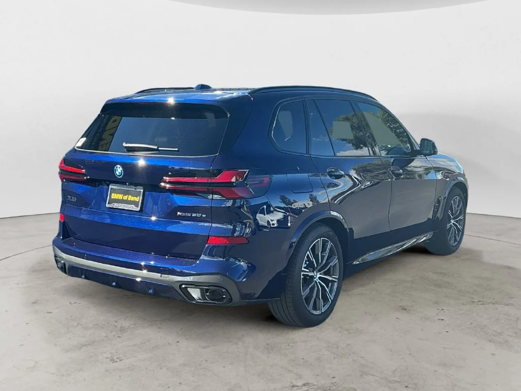Used 2026 Blue BMW xDrive50e image 5