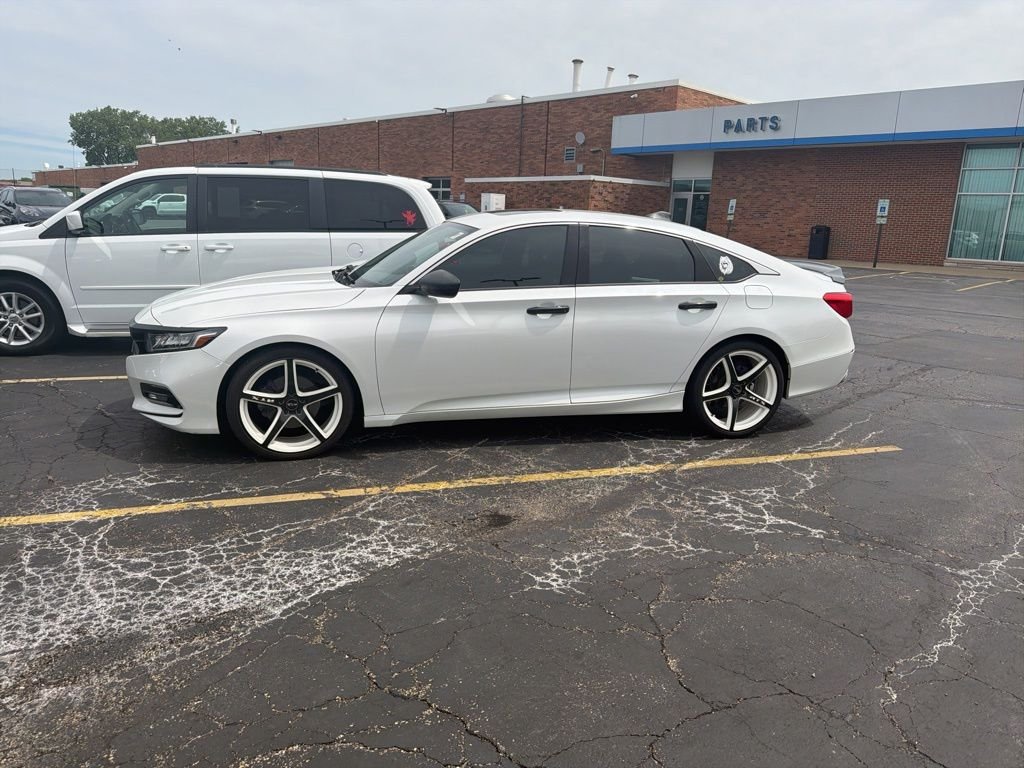 2019 Honda Accord 2.0T Sport Auto's photo