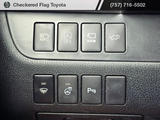 Used 2019 Blizzard Pearl Toyota Limited Platinum image 12