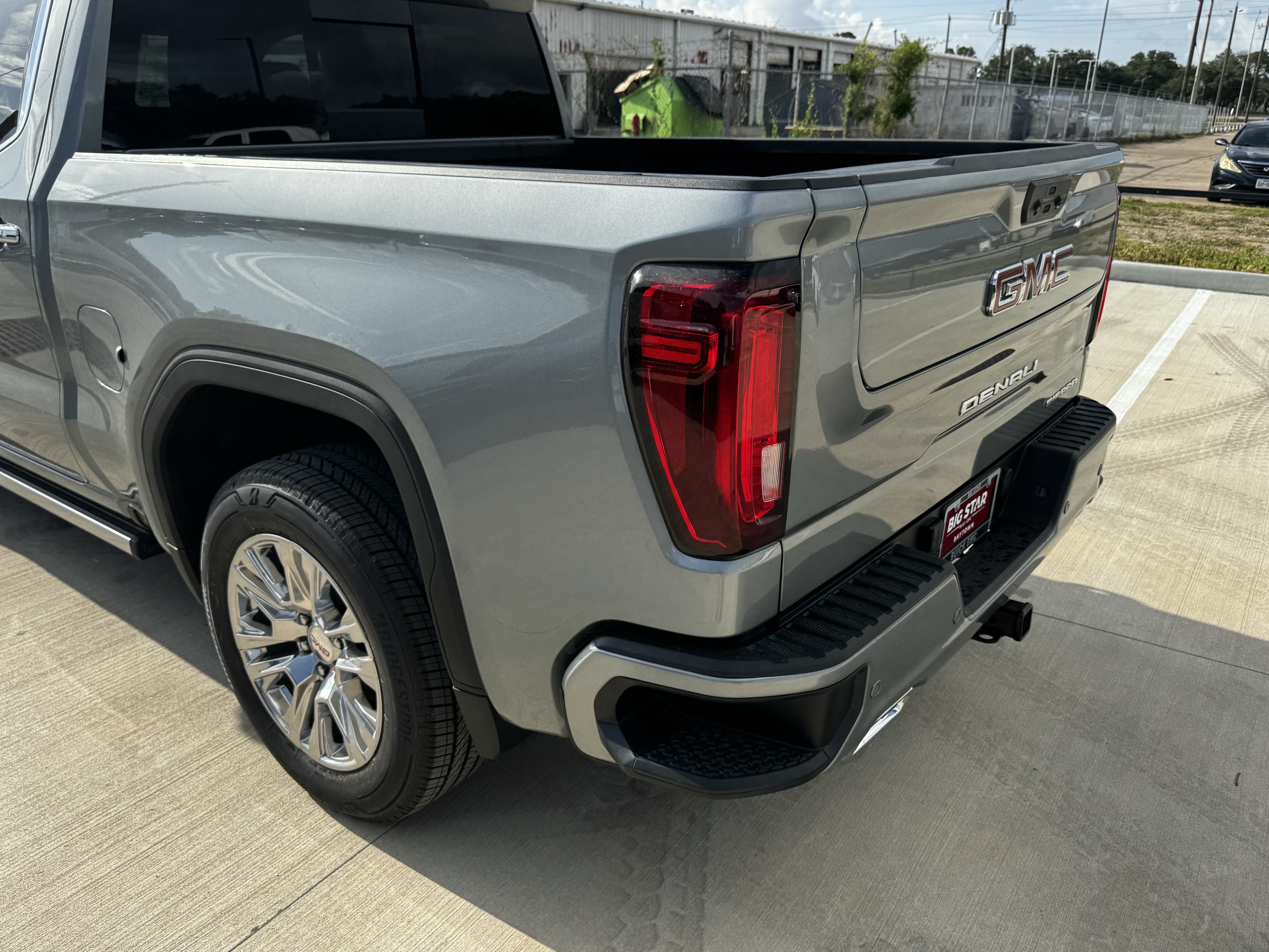 2026 GMC Sierra 1500 Denali - Photo 7