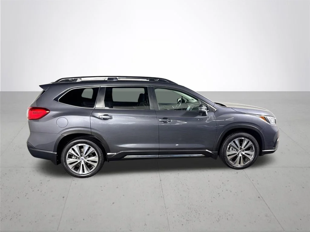Used 2020 Gray Metallic Subaru Limited image 5