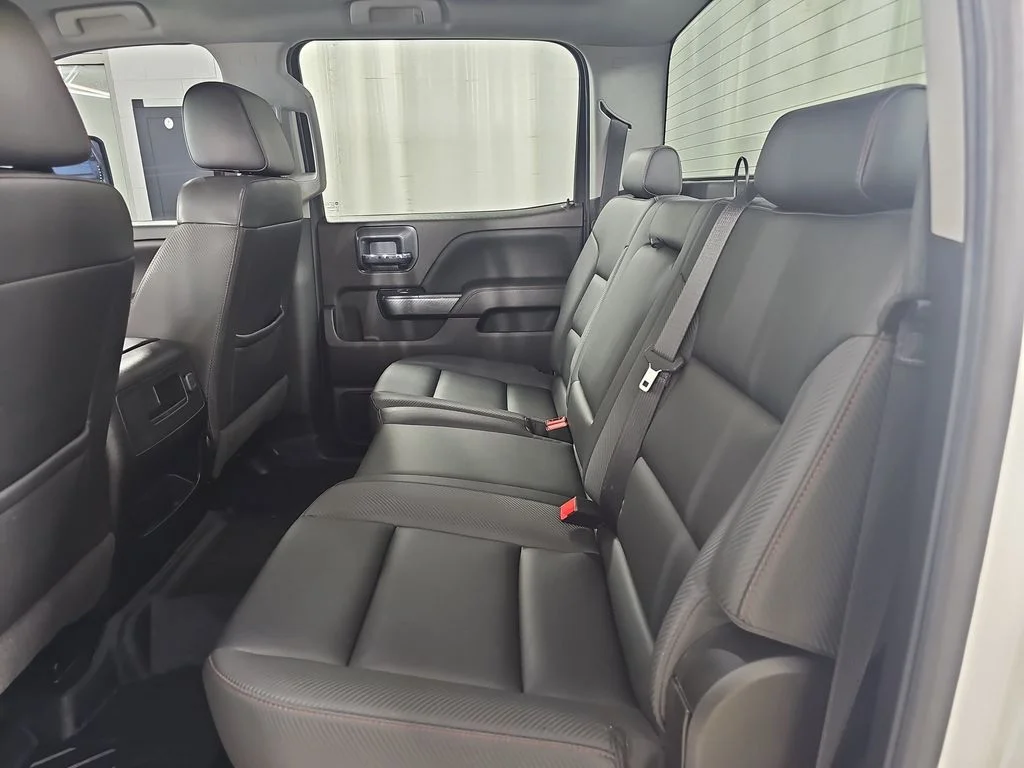 Certified Used 2018 White GMC SLT image 17