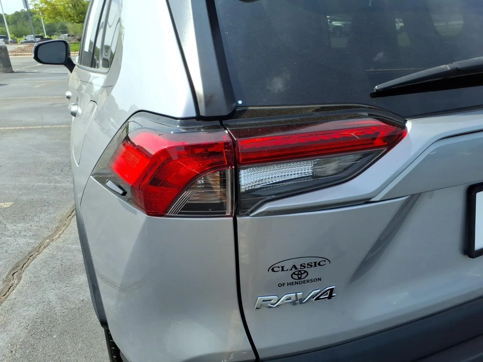 Used 2023 Silver Sky Metallic Toyota XLE Premium image 18