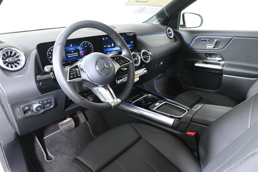 New 2026 Polar White Mercedes-Benz GLA 250 image 52