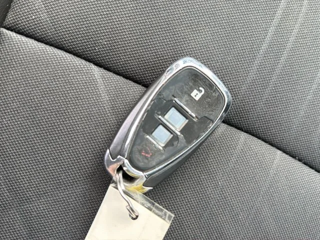 Used 2018 Gray Chevrolet LT image 25