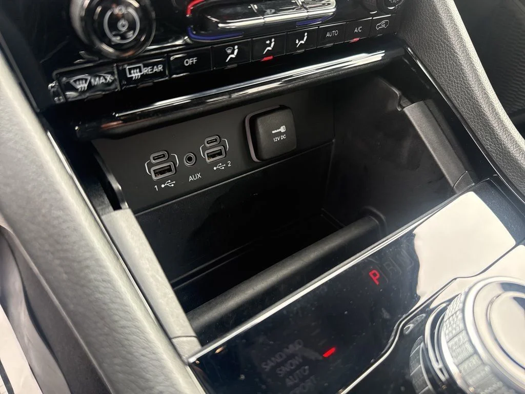 Used 2023 Red Jeep Limited image 23