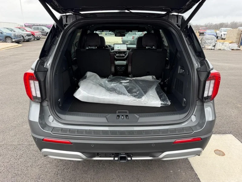 New 2026 Carbonized Gray Metallic Ford Platinum™ image 7