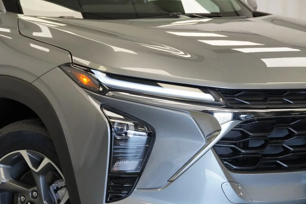 New 2026 Sterling Gray Metallic Chevrolet LT image 30