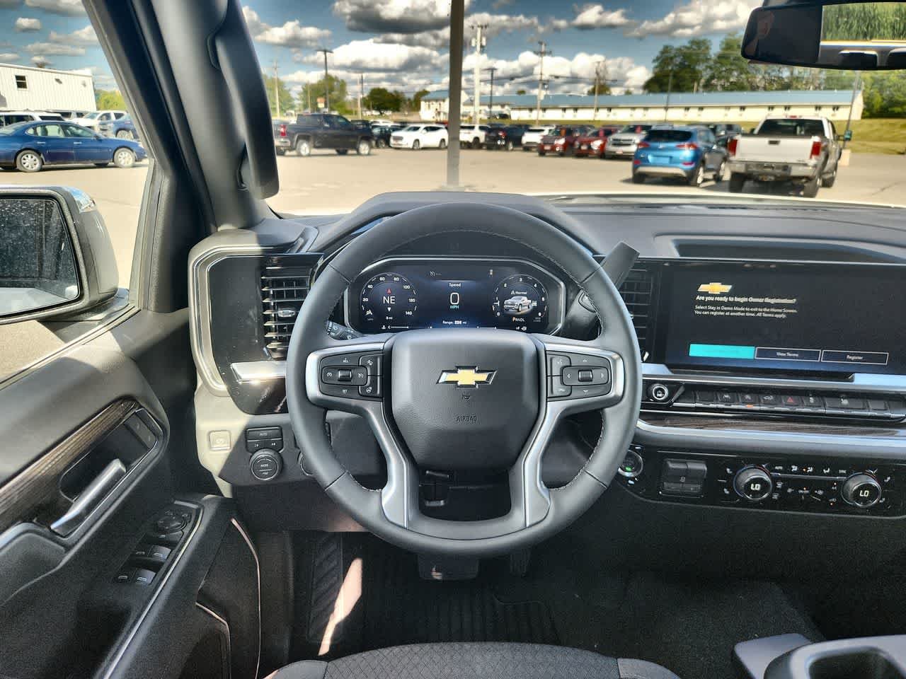 New 2026 Summit White Chevrolet LT (2FL) image 17