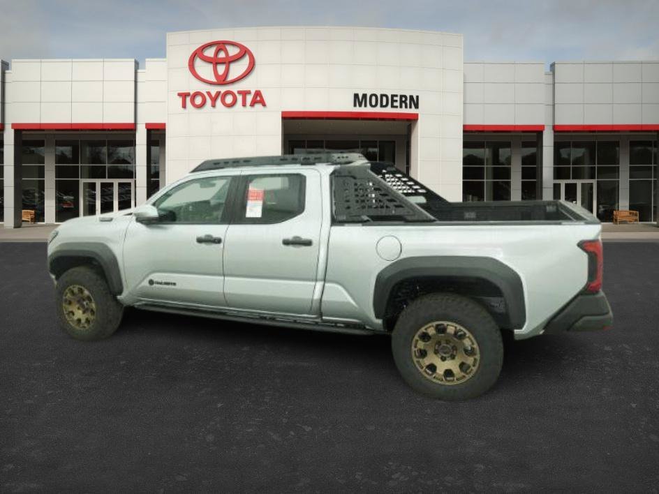 New 2025 Celestial Silver M Toyota Trailhunter image 11