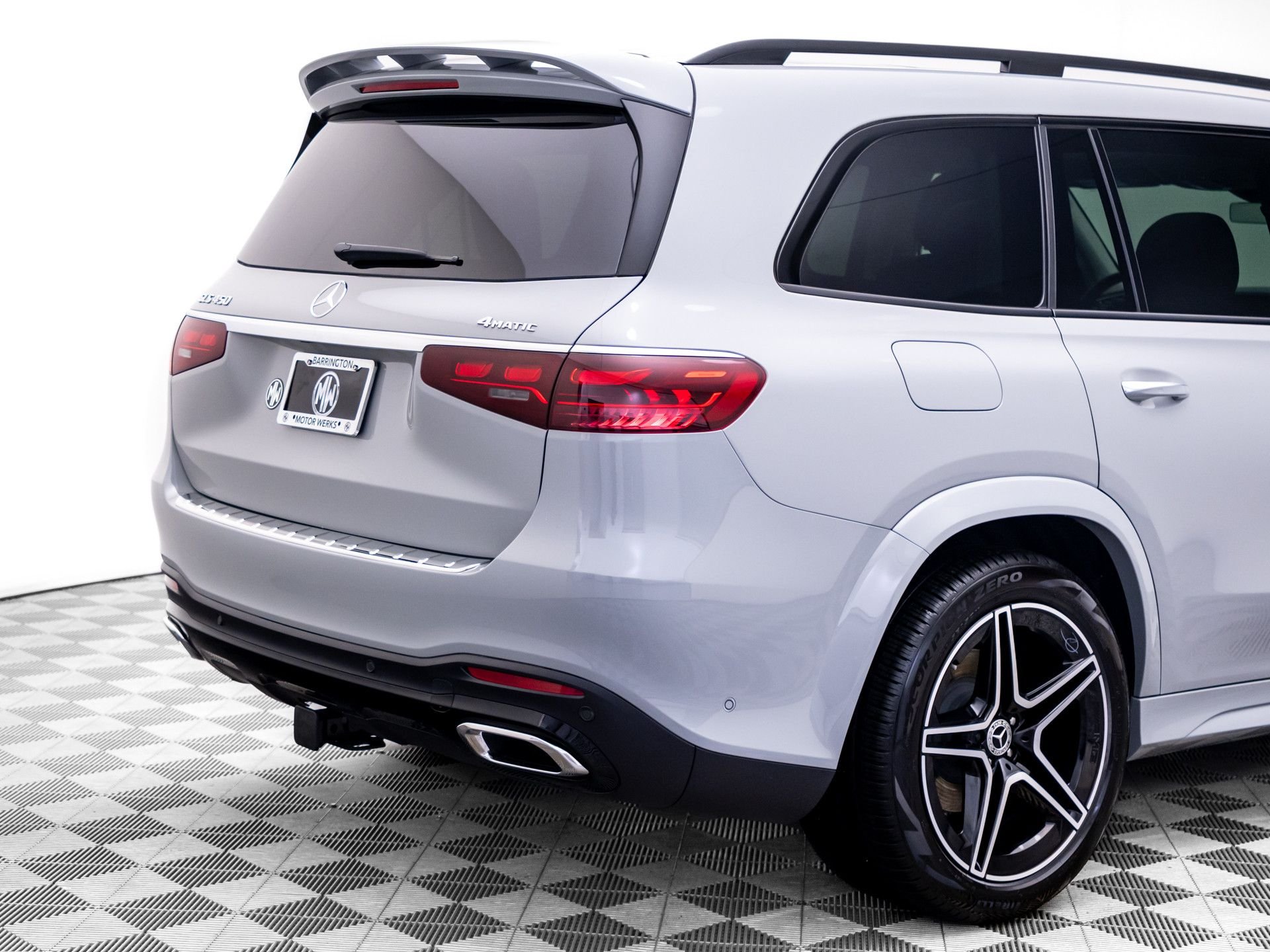 New 2026 MANUFAKTUR Alpine Grey Mercedes-Benz GLS 450 image 36
