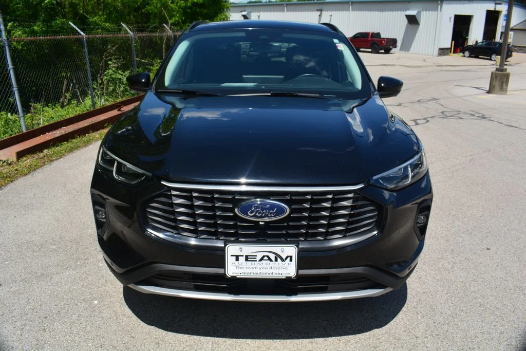 Used 2024 Black Ford Platinum image 2