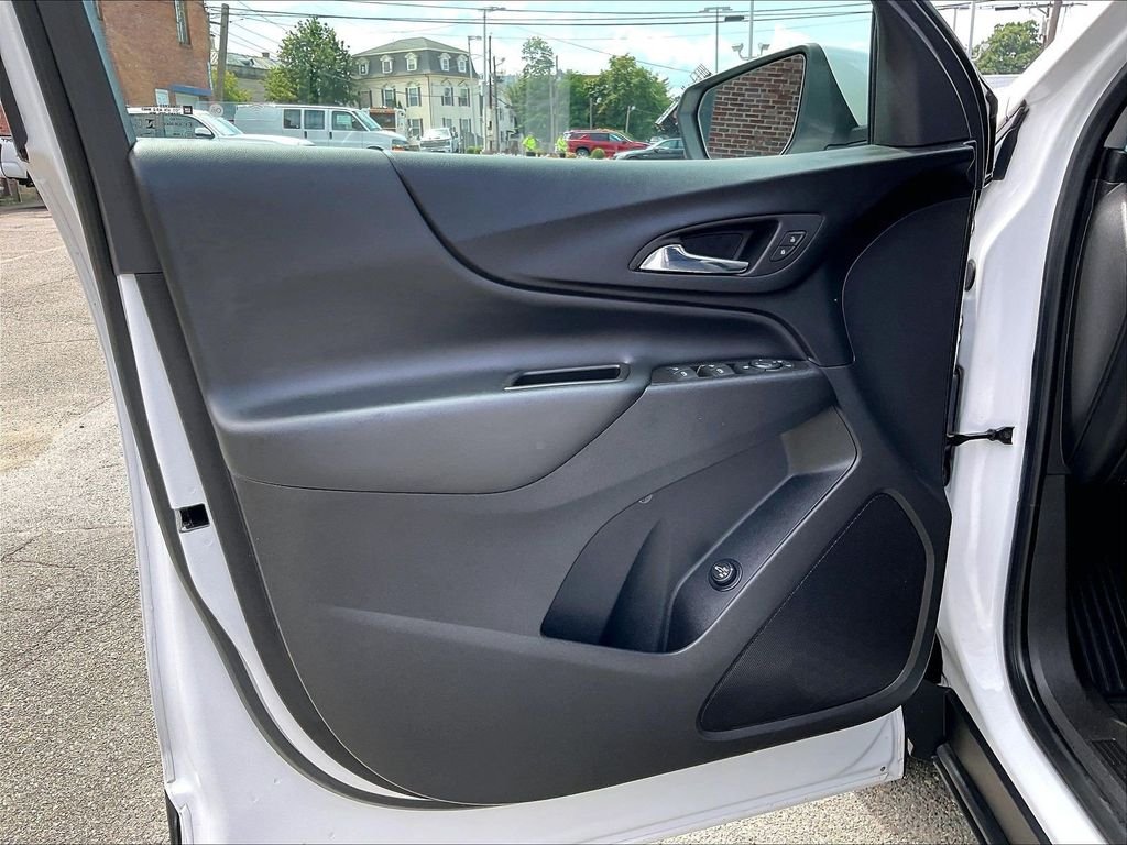 Used 2023 Beige Chevrolet LT image 9