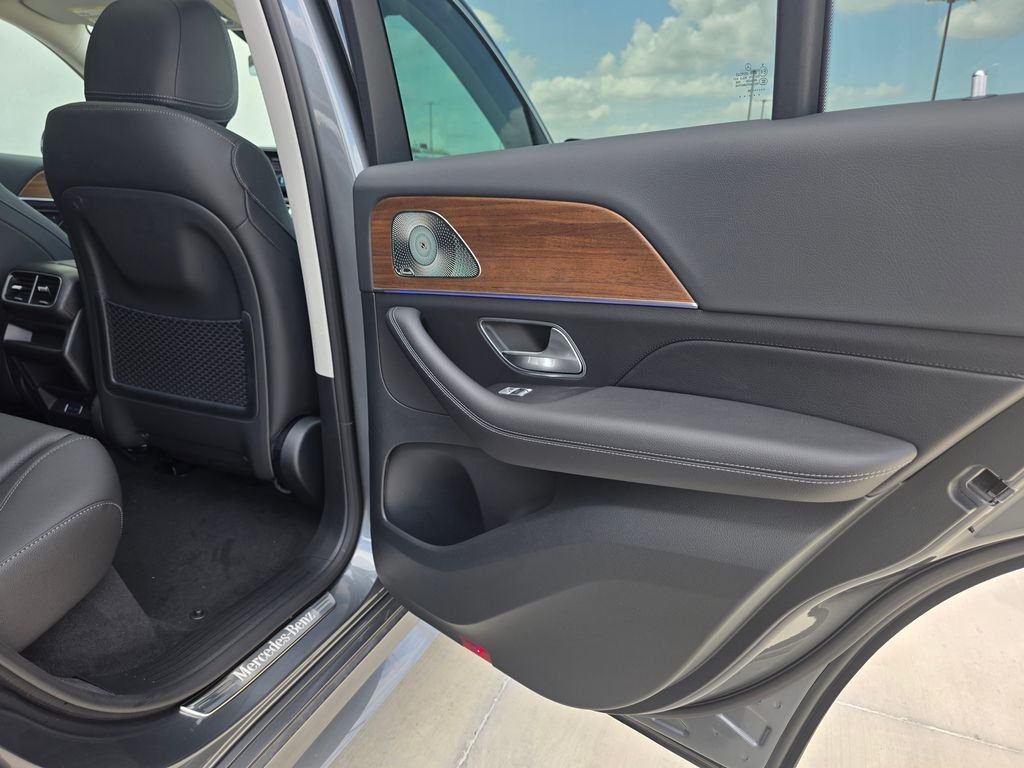 New 2026 Selenite Grey Metallic Mercedes-Benz GLE 350 image 15