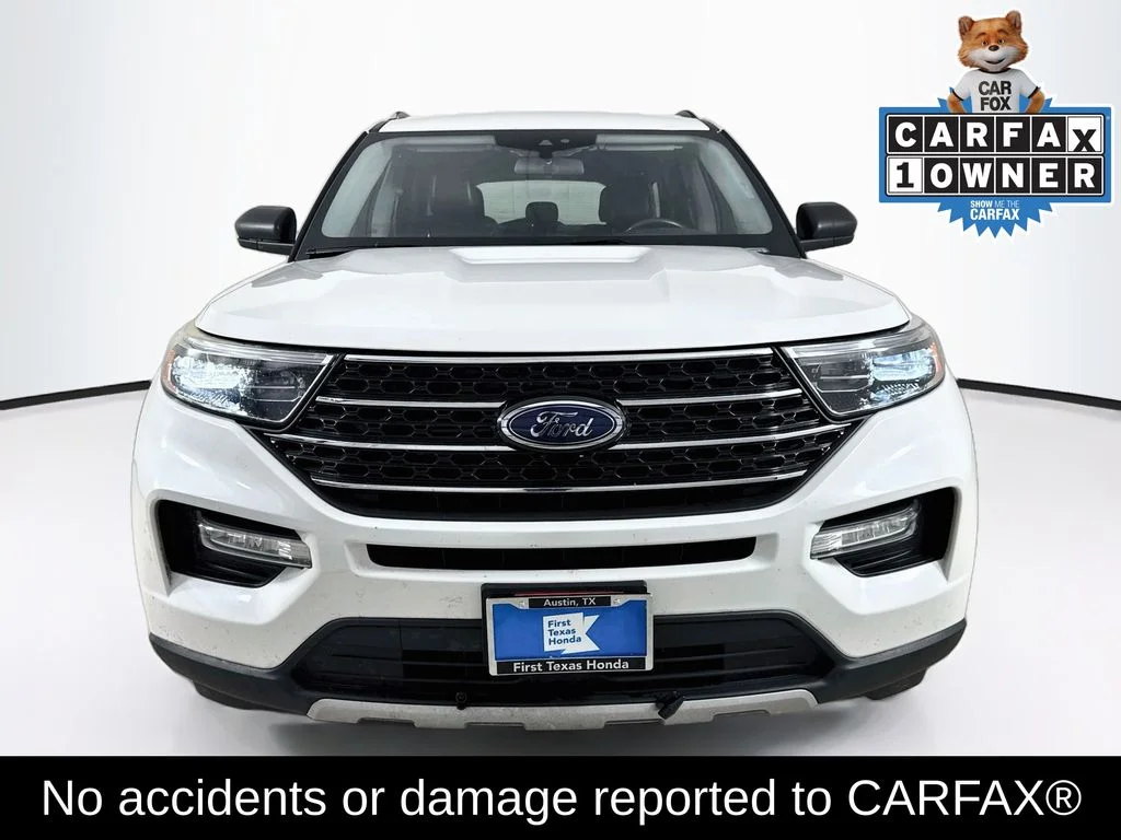 Used 2021 White Metallic Ford XLT image 2