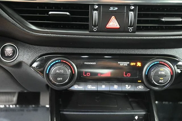 Used 2021 Black Kia EX image 33