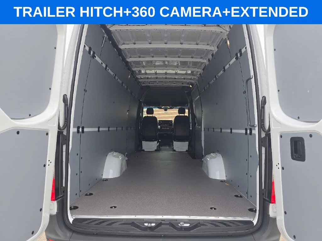 New 2026 Arctic White Mercedes-Benz Cargo 170 WB image 12