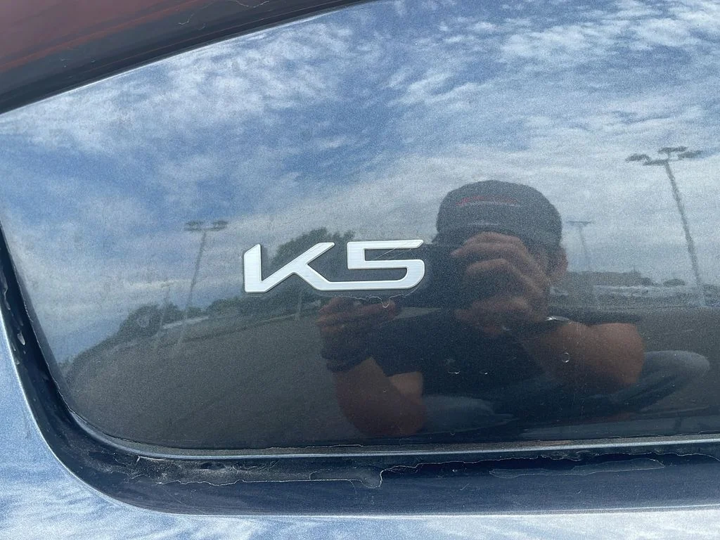2025 Kia K5 LXS - Photo 27