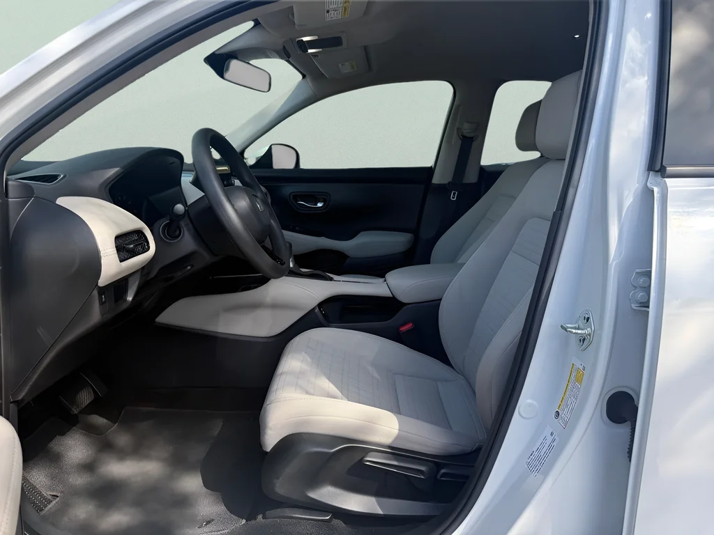 2025 Honda HR-V LX - Photo 9