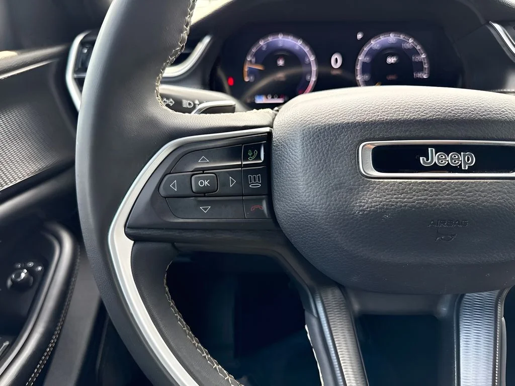 Used 2024 Gray Jeep Laredo X image 16
