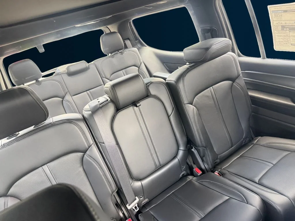 New 2026 Black Jeep  image 18