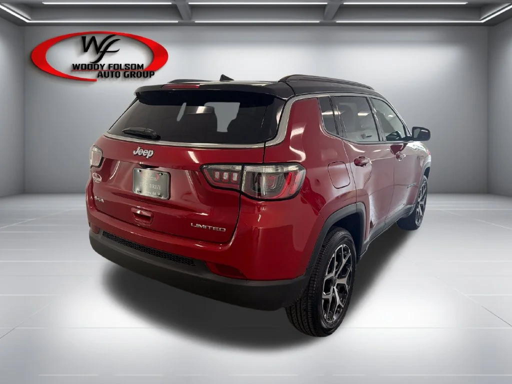New 2026 Red Hot Pearl-Coat Exterior Paint Jeep Limited image 6