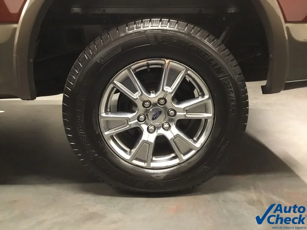 Used 2016 Red Ford Lariat image 16