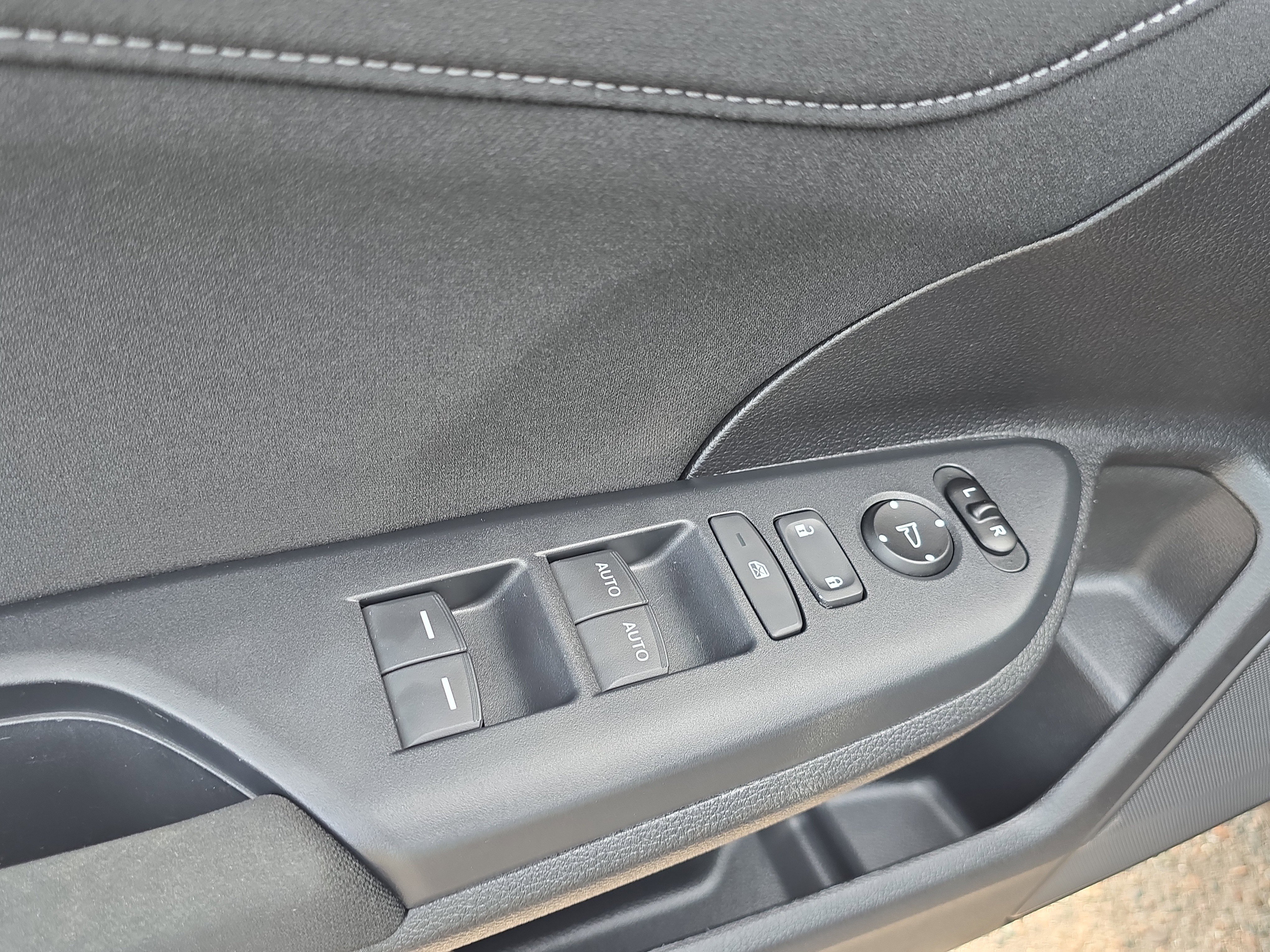 Used 2019 Crystal Black Pearl Honda EX image 19