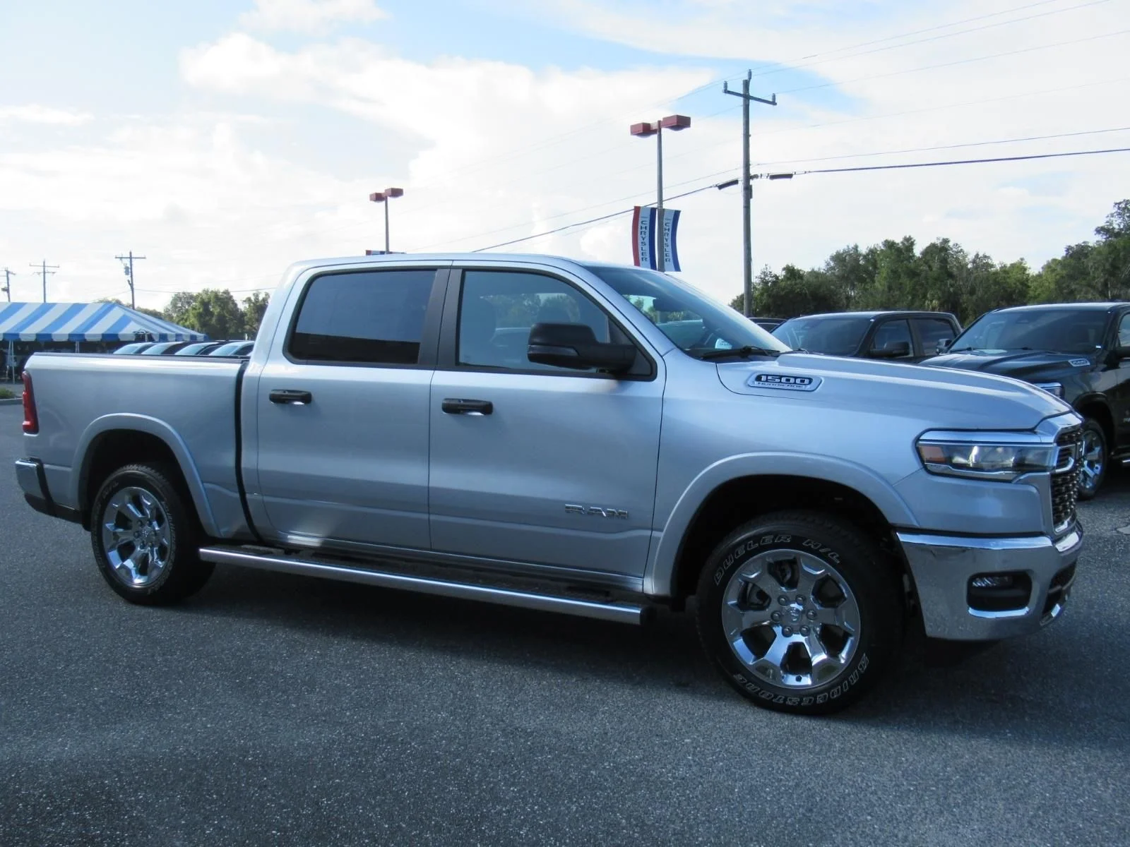 New 2027 Silver Zynith Exterior Paint RAM Big Horn/Lone Star image 2