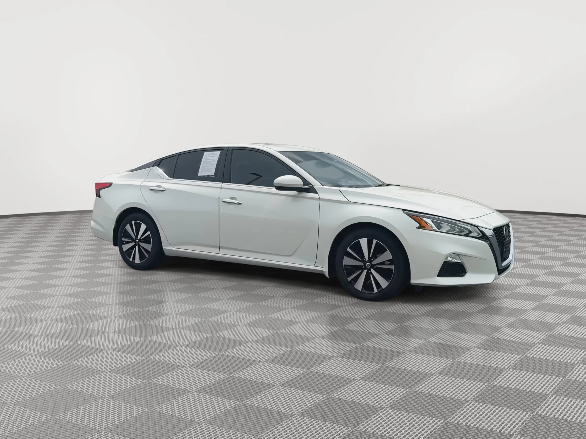 Used 2022 Nissan Altima SV with VIN 1N4BL4DV3NN340661 for sale in Joplin, MO