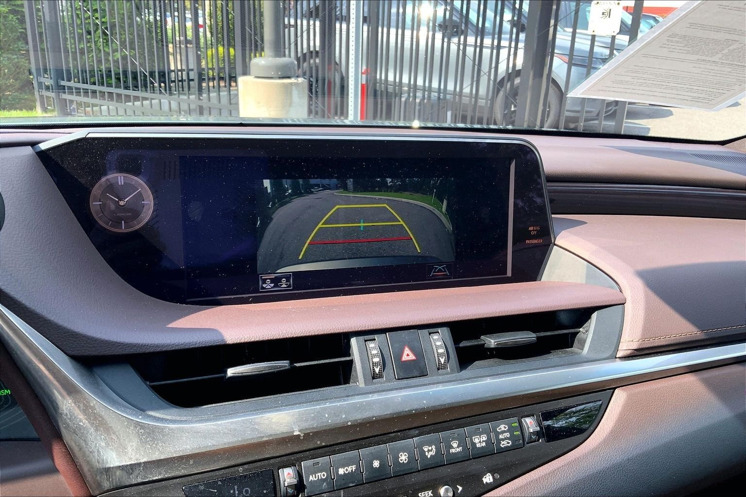 Used 2021 Green Lexus 350 image 25