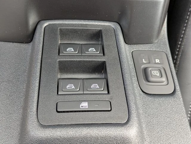 New 2026 Avalanche Gray Ford Outer Banks® image 23