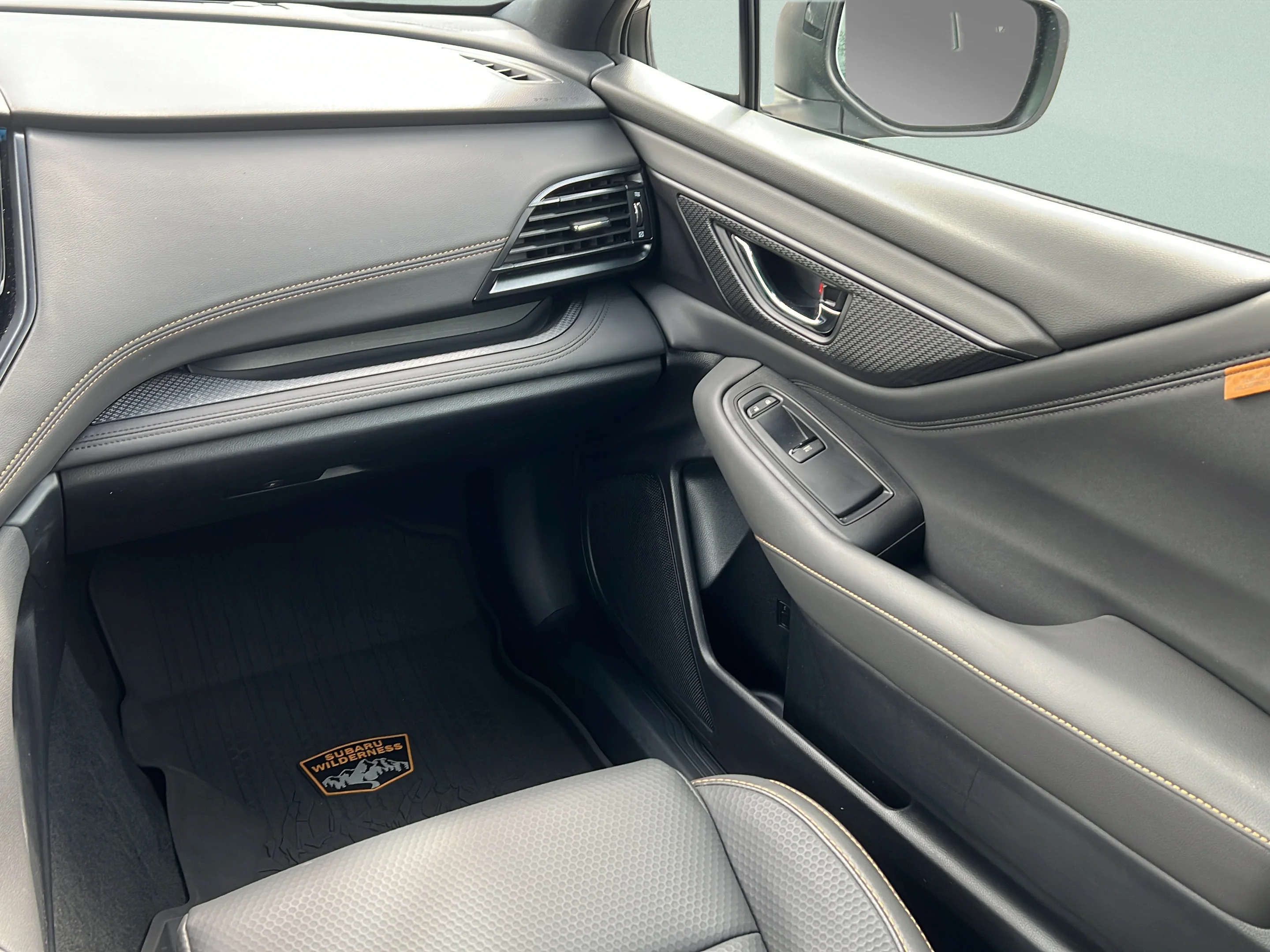 Used 2022 Ice Silver Metallic Subaru Wilderness image 13