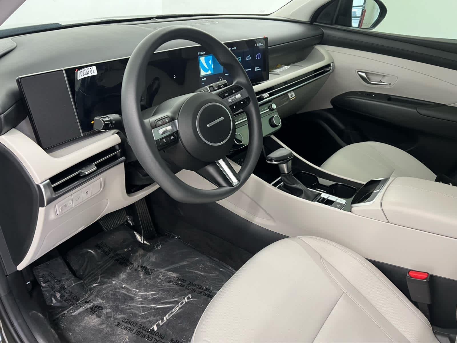 Used 2025 Rockwood Green Hyundai SEL image 13