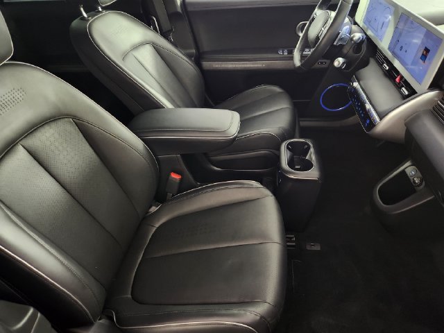 2024 Hyundai IONIQ 5 Limited - Photo 14