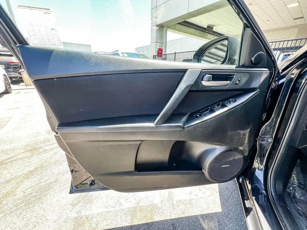 Used 2011 Black Mazda i Touring image 19