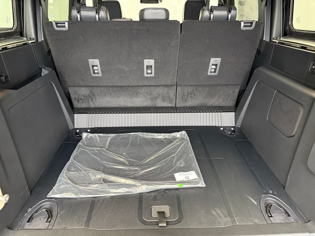New 2026 Desert Sand Ford Badlands® image 7