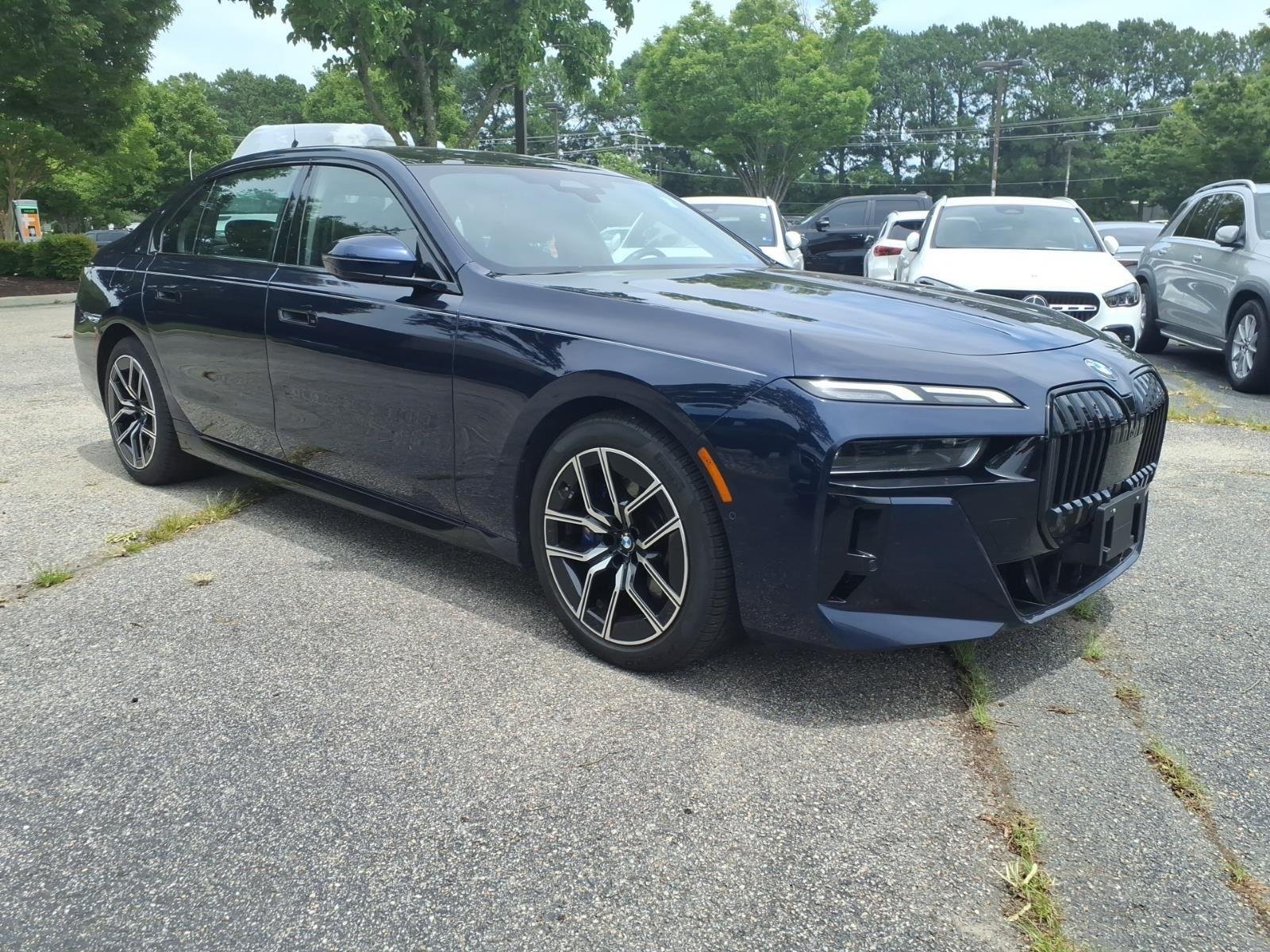 Used 2024 Tanzanite Blue II Metallic BMW 760i xDrive image 4