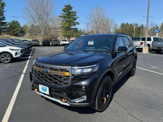 New 2026 Agate Black Metallic Ford Tremor® image 1