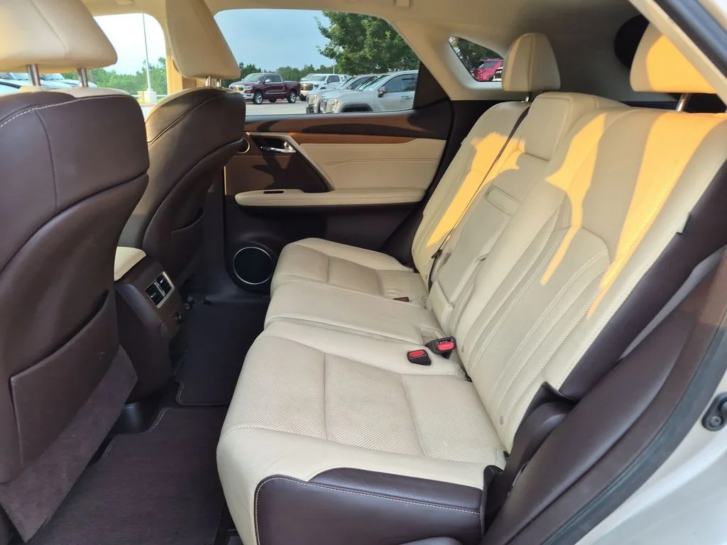 Used 2018 Beige Lexus 350 image 37