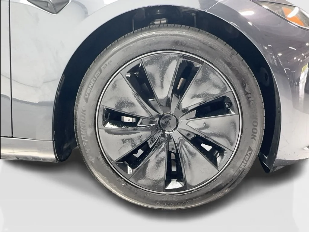 Used 2025 Black Tesla Long Range image 39