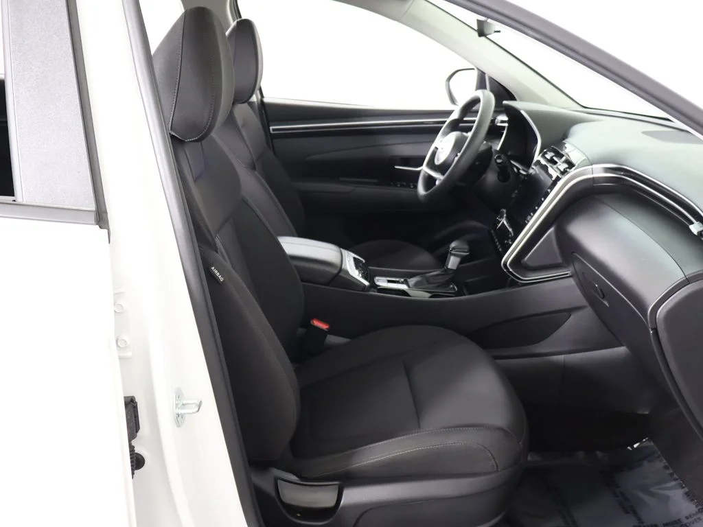 Used 2024 White Pearl Hyundai SEL image 30