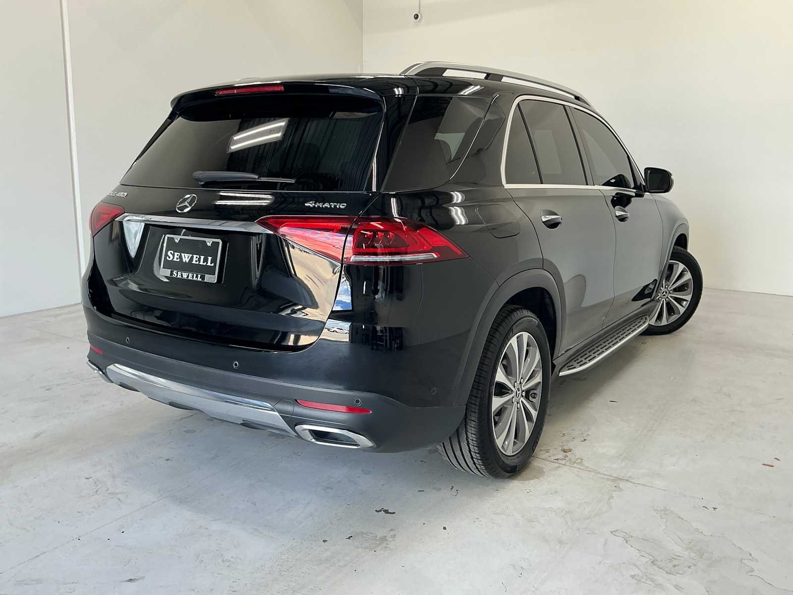 Certified Used 2022 Black Mercedes-Benz GLE 450 image 8
