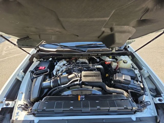 Used 2024 White Chevrolet High Country image 30