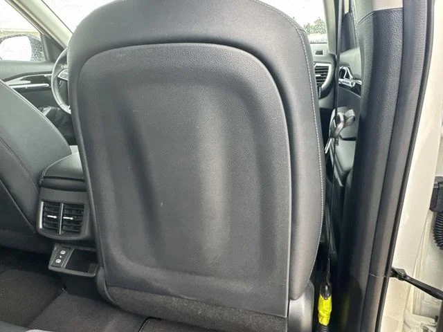 Used 2025 White Kia S image 19